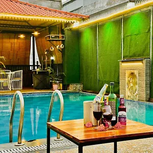 4* Hotel Grand Bhaagwat - Selling Of The Year - Beautifull Rooftop Terrace