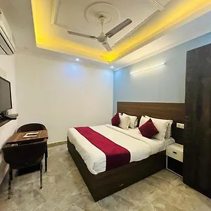 s-r-palace-near-delhi-airport.top-gurgaonhotels.com/